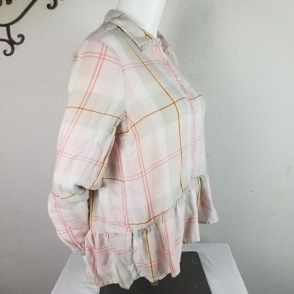 Express Pastel Plaid Peplum Button Front Top‎ Size M - Picture 2 of 8